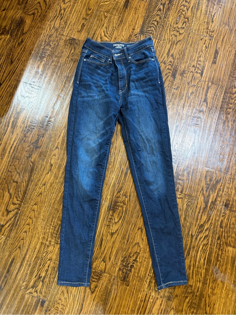 Levi's Dark Blue High-Rise Ankle Jegging